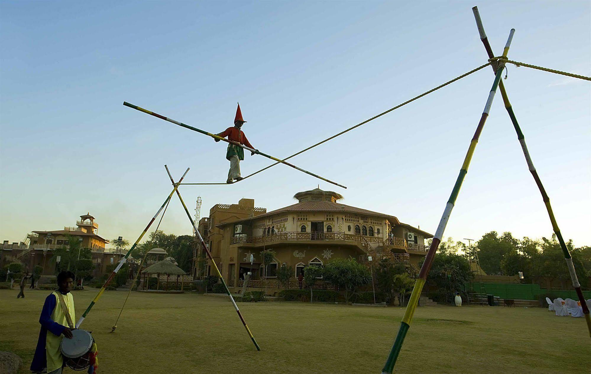 Nirali Dhani Ethnic Heritage Hotel And Resort Jodhpur (Rajasthan) Exterior foto